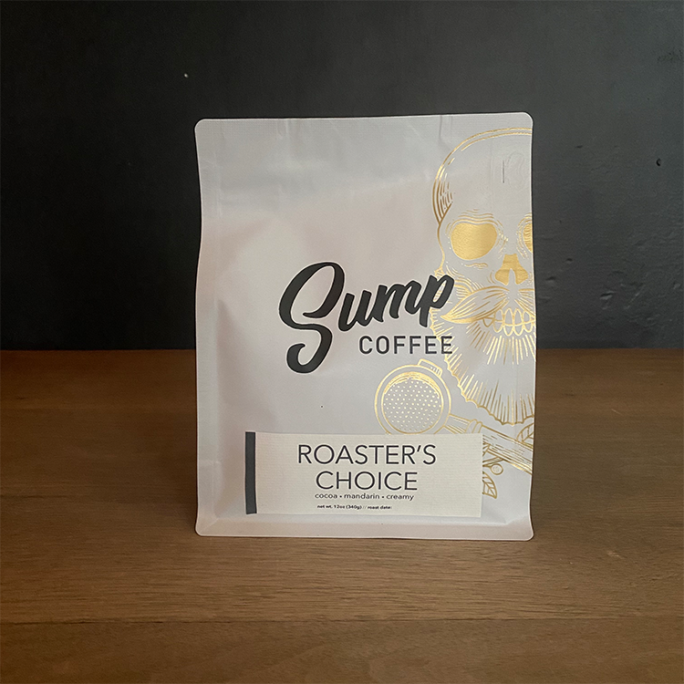 http://www.sumpcoffee.com/cdn/shop/products/roasters-choice-bag.png?v=1675352589